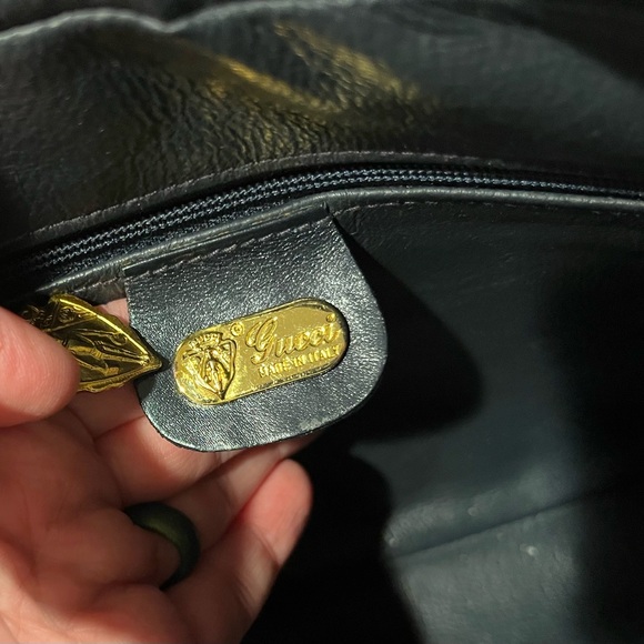 Gucci Vintage Navy Crossbody - Picture 9 of 16
